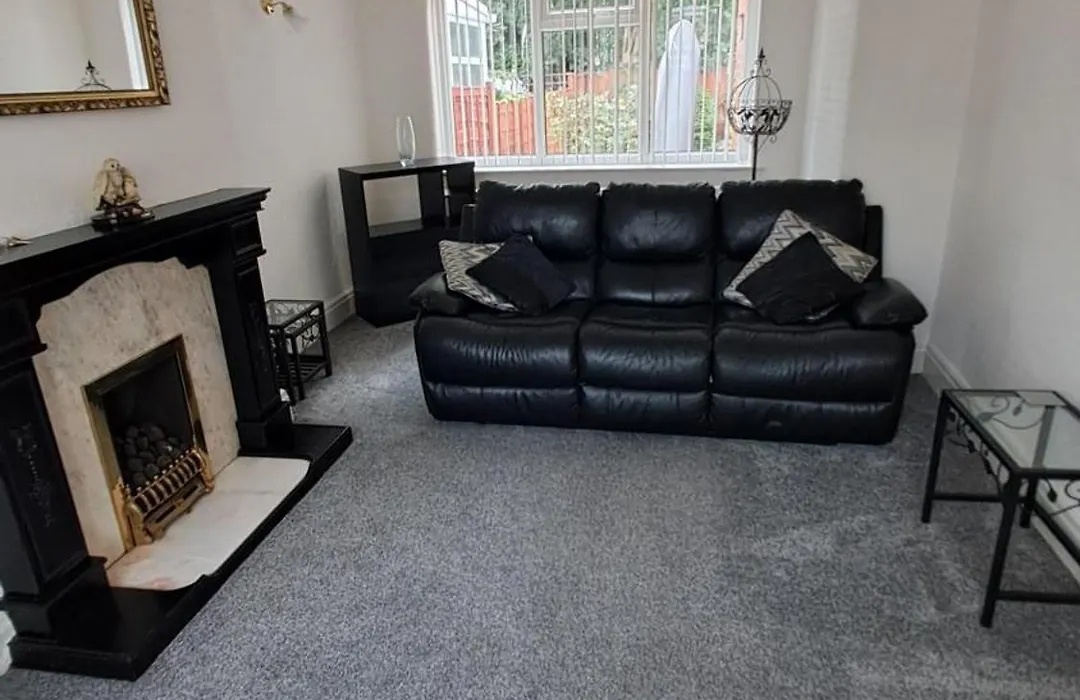 Dalton House - Three Bedroom Property Stretford Free Parking Near The Trafford Centre-1